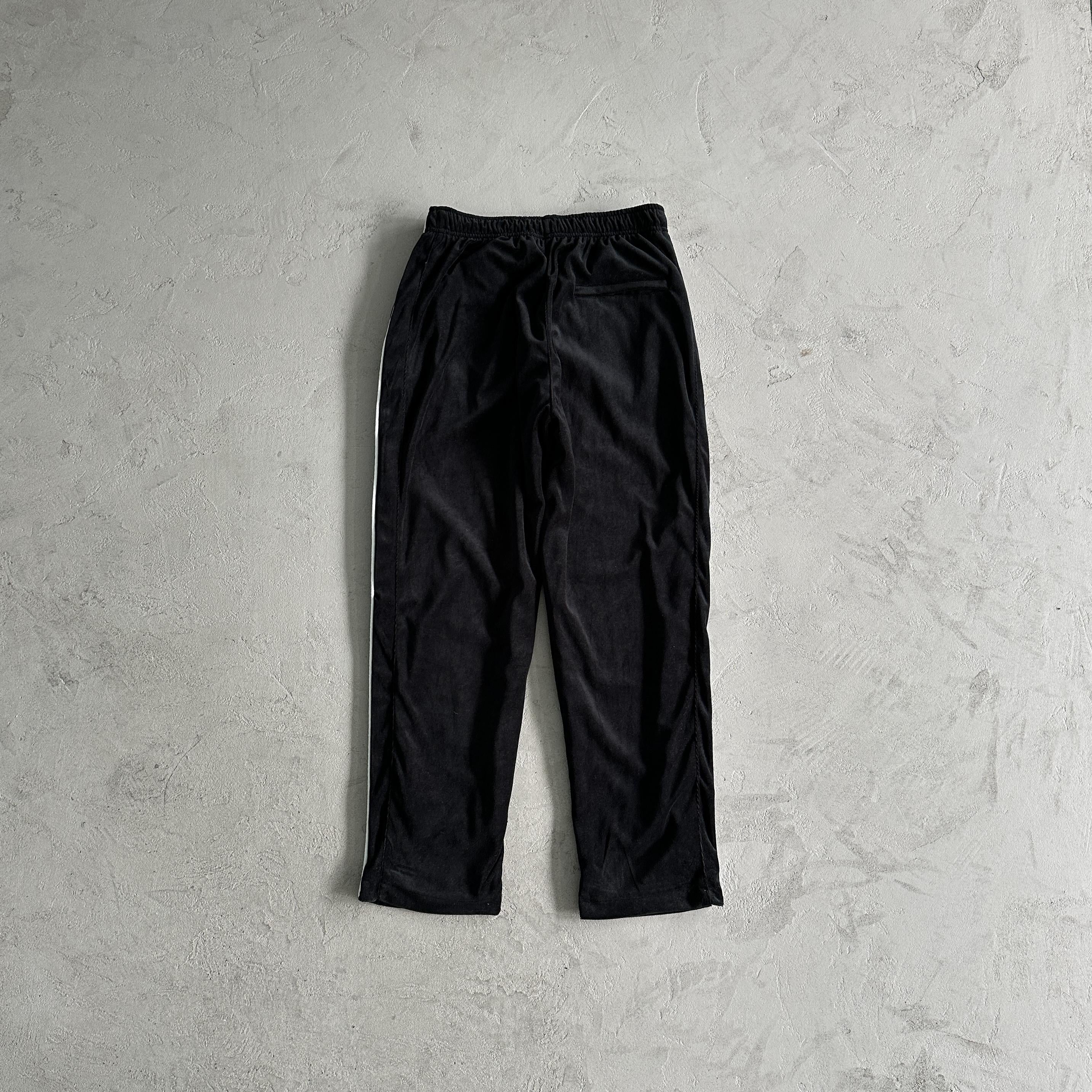 Corteiz Velvet Trackset Black